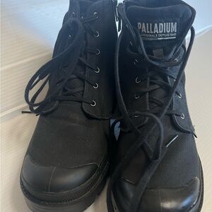 Palladium Women's Black Ankle Boots